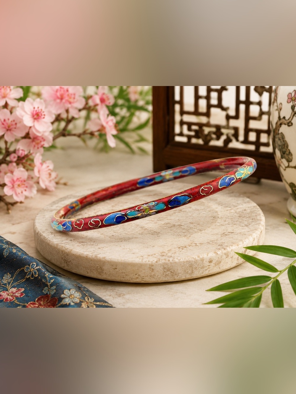 Red Cloisonné Floral Accent Bangle Bracelet 7 3/4’